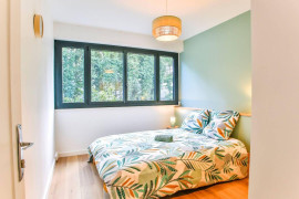 
                                                                                        Colocation
                                                                                         Chambre avec parking, piscine, tennis, minigolf