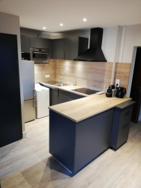 
                                                                                        Location
                                                                                         Chambre avec sa salle de bain privative