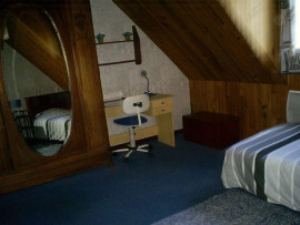 
                                                                                        Colocation
                                                                                         Chambre calme pour étudiant sympa