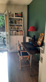 
                                                                                        Colocation
                                                                                         Chambre chez l'habitant avec balcon sans vis à vis