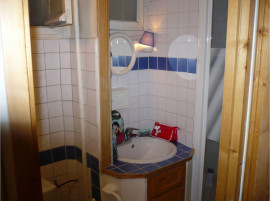 
                                                                                        Colocation
                                                                                         Chambre dans appartement 2 pièces en colocation