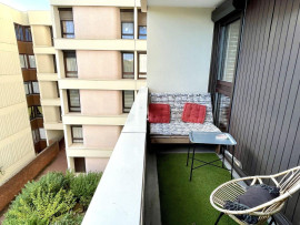 
                                                                                        Colocation
                                                                                         Chambre dans bel appartement