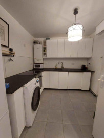 
                                                                                        Colocation
                                                                                         Chambre dans coloc 62m² calme et agréable