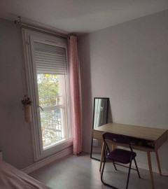 
                                                                                        Colocation
                                                                                         Chambre dans coloc chaleureuse et conviviale