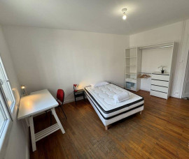 
                                                                                        Colocation
                                                                                         Chambre dans coloc T5 105m² meublé refaite à neuf