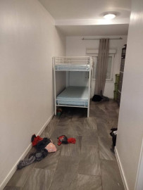 
                                                                                        Colocation
                                                                                         Chambre dans colocation 180 m²