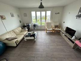 
                                                                                        Colocation
                                                                                         Chambre dans colocation Angers