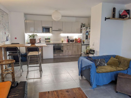 
                                                                                        Location
                                                                                         Chambre dans colocation avec jardin