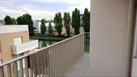 
                                                                                        Colocation
                                                                                         Chambre dans grande colocation