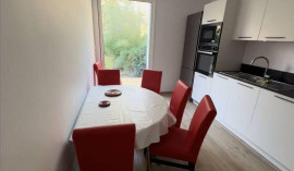 
                                                                                        Colocation
                                                                                         Chambre dans maison 180 m² avec grand jardin