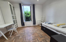 
                                                                                        Colocation
                                                                                         Chambre dans une colocation 50 m² Villejuif