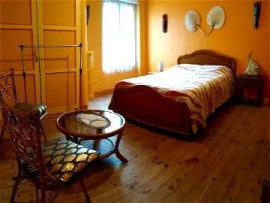 
                                                                                        Colocation
                                                                                         Chambre de 17 m2 à louer  dans une maison.