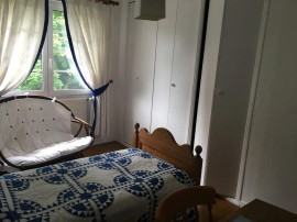 
                                                                                        Colocation
                                                                                         Chambre d'étudiant meublée 12m², coloc avec jardin