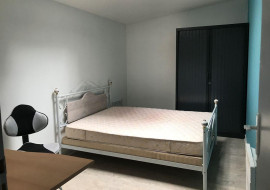 
                                                                                        Colocation
                                                                                         Chambre dispo dans belle coloc 64m²