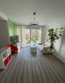 
                                                                                        Colocation
                                                                                         Chambre dispo dans belle coloc 72m²