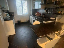 
                                                                                        Colocation
                                                                                         Chambre dispo dans belle coloc 80m²