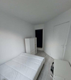 
                                                                                        Colocation
                                                                                         Chambre dispo dans belle coloc 97m²