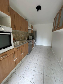 
                                                                                        Colocation
                                                                                         Chambre dispo dans belle coloc à Evry
