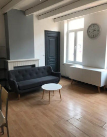 
                                                                                        Colocation
                                                                                         Chambre dispo dans coloc 65m²