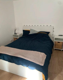 
                                                                                        Colocation
                                                                                         Chambre dispo dans coloc rénovée avec terrasse
