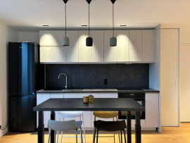 
                                                                                        Colocation
                                                                                         Chambre dispo en coloc 90m² rénovée