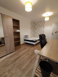 
                                                                                        Colocation
                                                                                         Chambre disponible dans belle Coloc rennes sud