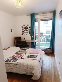 
                                                                                        Colocation
                                                                                         Chambre disponible en colocation 82m²
