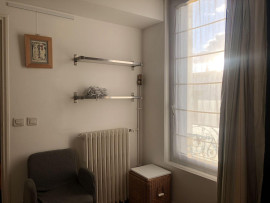 
                                                                                        Colocation
                                                                                         Chambre double meublée 1er Etage Maison rénovée