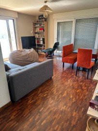 
                                                                                        Colocation
                                                                                         Chambre en colocation 1000 € charges comprises