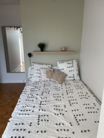 
                                                                                        Colocation
                                                                                         Chambre en colocation - 160 Santy