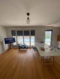 
                                                                                        Colocation
                                                                                         Chambre en colocation à Saint Maur proche RER