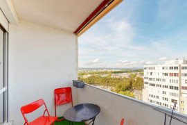 Location
Chambre en colocation dans un grand appartement (loyer tout inclus)