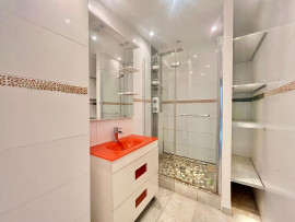 Location
chambre encolocation dans une maison spacieuse (loyer tout inclus)