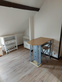 
                                                                                        Colocation
                                                                                         Chambre idéal pour étudiant