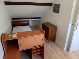 
                                                                                        Colocation
                                                                                         Chambre idéale pour étudier