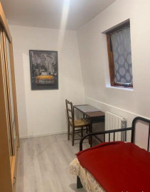 
                                                                                        Colocation
                                                                                         Chambre meublée 10m2 dans maison à Roubaix