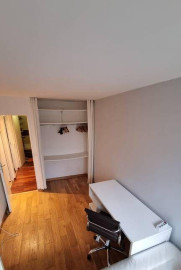 
                                                                                        Colocation
                                                                                         Chambre meublée 15m² dans coloc calme à Nanterre