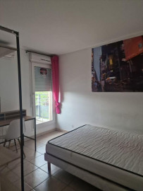 
                                                                                        Location
                                                                                         Chambre meublée 9m² dispo dans coloc 69m²