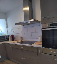 
                                                                                        Colocation
                                                                                         Chambre meublée avec douche privative en coloc 4ch