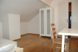 
                                                                                        Location
                                                                                         CHAMBRE MEUBLÉE AVEC SALLE DE BAINS PRIVATIVE