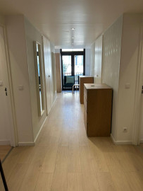 
                                                                                        Colocation
                                                                                         Chambre meublée avec SDE et WC individuels