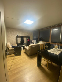 
                                                                                        Colocation
                                                                                         Chambre meublée dans coloc 84m² entre filles