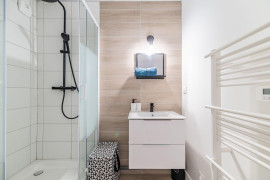 
                                                                                        Colocation
                                                                                         Chambre meublée dans colocation refaite à neuf