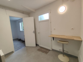 
                                                                                        Colocation
                                                                                         Chambre meublée dans maison avec accès indépendant