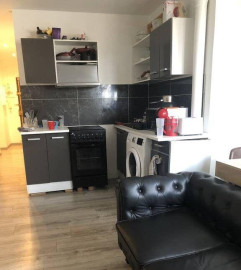 
                                                                                        Colocation
                                                                                         Chambre meublée dans une colocation 79 m² Nanterre