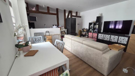 
                                                                                        Colocation
                                                                                         Chambre meublée en appartement 53 m2 centre-ville