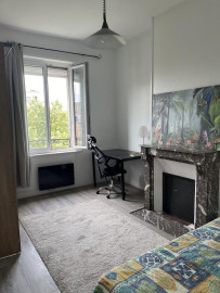 
                                                                                        Colocation
                                                                                         Chambre meublee place d'Erlon