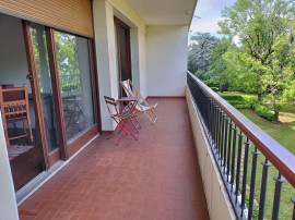 
                                                                                        Location
                                                                                         Chambre meublée, proche du Campus C. Bernard Roose
