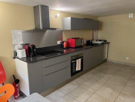 
                                                                                        Colocation
                                                                                         Chambre NEUVE meublée/équipée ac. balcon TALENCE