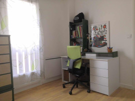 
                                                                                        Colocation
                                                                                         Chambre près de Genève dans une agréable maison